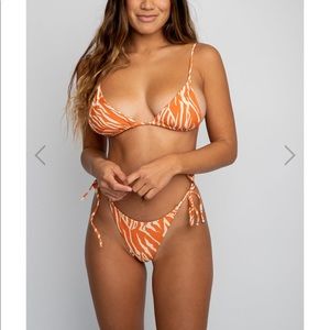 NWT SKATIE SWIM Ella Top - Capri XS